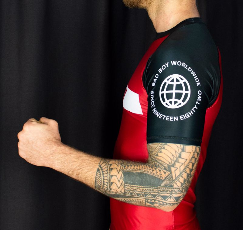 BAD BOY REIGN RASHGUARD - RED